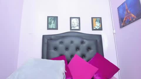sexy_candy18x online show from 05/16/26, 12:29
