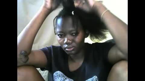 Linda online show from 04/24/26, 12:07