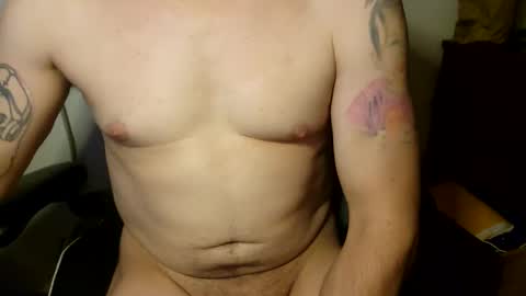 Snapshot of sexy_cayden chatting on 12/16/25, 07:35 Cayden online show from 12/16/25, 07:35