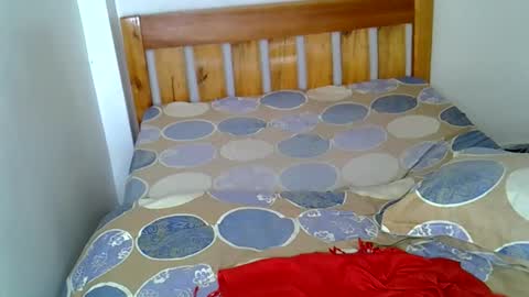 sexy_charliee online show from 02/05/26, 01:49