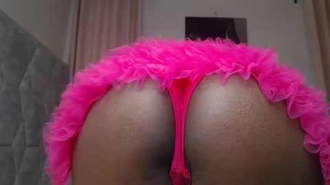 Snapshot of sexy_chocolata chatting on 09/14/25, 12:59 chocolata online show from 09/14/25, 12:59