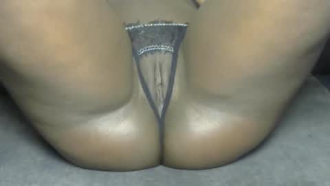 sexy_chocolate001 online show from 10/23/25, 09:41