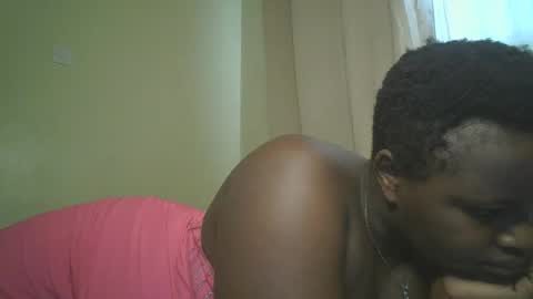 Snapshot of sexy_corn chatting on 12/16/25, 11:04 Connie online show from 12/16/25, 11:04