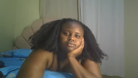 Snapshot of sexy_corn chatting on 05/25/26, 06:36 Connie online show from 05/25/26, 06:36