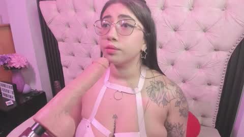  C R I S T A L  online show from 03/18/26, 08:12