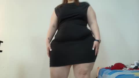 Snapshot of sexy_curvi chatting on 12/22/24, 08:58 karla instagram online show from 12/22/24, 08:58