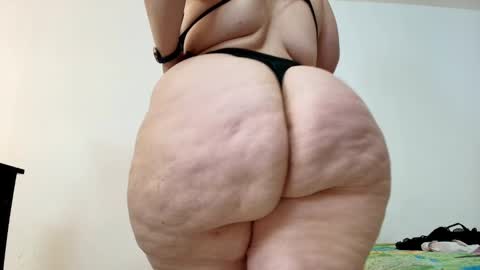 Snapshot of sexy_curvi chatting on 01/17/25, 07:49 karla instagram online show from 01/17/25, 07:49