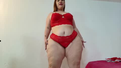 Snapshot of sexy_curvi chatting on 01/30/25, 05:06 karla instagram online show from 01/30/25, 05:06