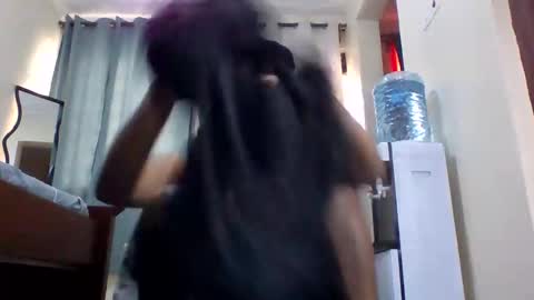 sexy_dianaa online show from 04/18/26, 10:08
