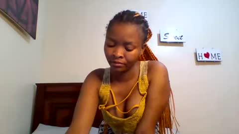 Snapshot of sexy_dianaa chatting on 06/22/26, 07:22 sexy_dianaa online show from 06/22/26, 07:22