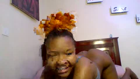 Snapshot of sexy_dianaa chatting on 07/02/26, 09:37 sexy_dianaa online show from 07/02/26, 09:37