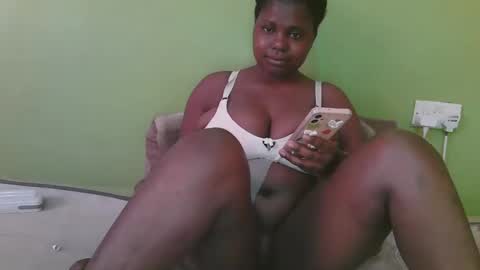 Snapshot of sexy_divana chatting on 02/25/25, 06:14 sexy_divana online show from 02/25/25, 06:14