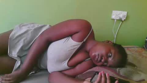 Snapshot of sexy_divana chatting on 03/08/25, 09:28 sexy_divana online show from 03/08/25, 09:28