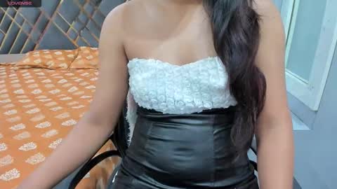 Snapshot of sexy_doll_1_ chatting on 09/24/25, 11:57 Sexydoll online show from 09/24/25, 11:57