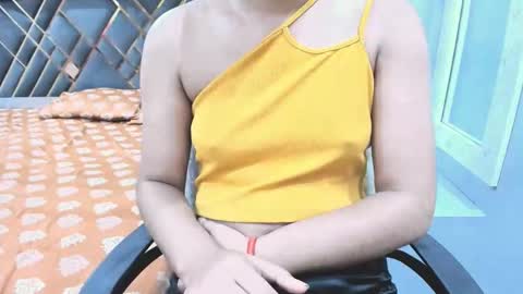 Snapshot of sexy_doll_1_ chatting on 02/13/26, 01:12 Sexydoll online show from 02/13/26, 01:12