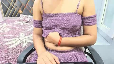 Snapshot of sexy_doll_1_ chatting on 02/14/26, 01:46 Sexydoll online show from 02/14/26, 01:46