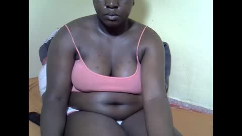 Snapshot of sexy_ebony20 chatting on 09/10/25, 03:50 ebony online show from 09/10/25, 03:50