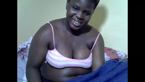 Snapshot of sexy_ebony20 chatting on 09/22/25, 05:31 ebony online show from 09/22/25, 05:31