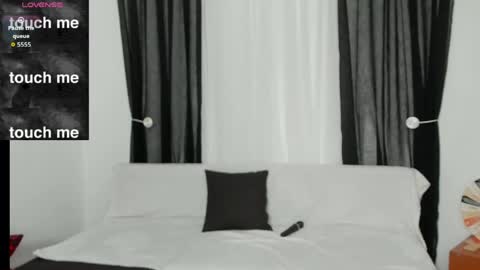 MY ONLYFANS page is back -   online show from 04/20/26, 10:11