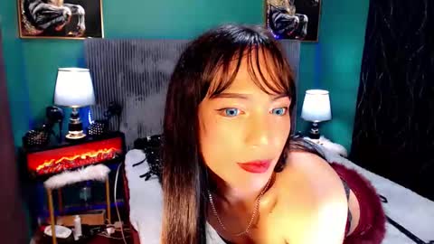 lovelyfebe  online show from 04/15/26, 04:25