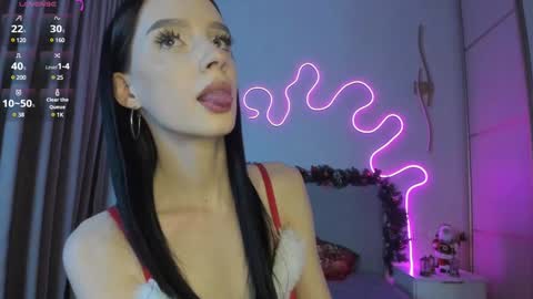 Snapshot of sexy_flora chatting on 12/21/24, 02:26 Flora online show from 12/21/24, 02:26