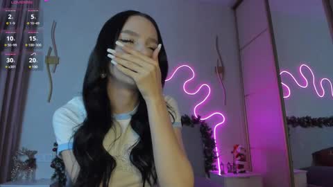 Snapshot of sexy_flora chatting on 01/17/25, 06:47 Flora online show from 01/17/25, 06:47