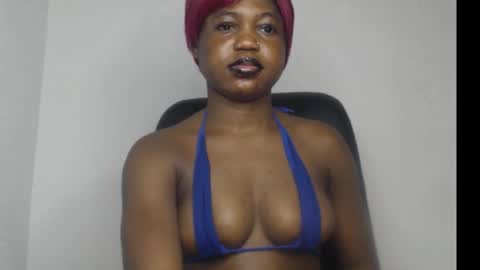 Snapshot of sexy_floral chatting on 09/13/25, 08:58 Angela online show from 09/13/25, 08:58