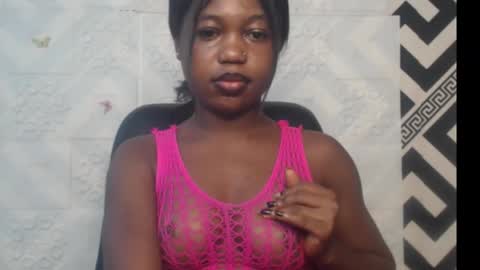 Snapshot of sexy_floral chatting on 09/14/25, 07:29 Angela online show from 09/14/25, 07:29