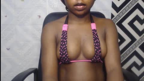Snapshot of sexy_floral chatting on 10/02/25, 07:26 Angela online show from 10/02/25, 07:26