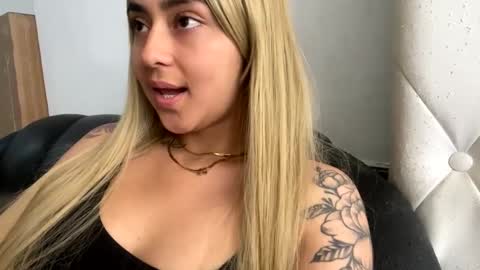 Antonella online show from 02/07/25, 05:40