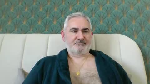 Antonio online show from 04/19/26, 01:21