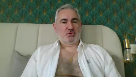 Antonio online show from 04/22/26, 06:16