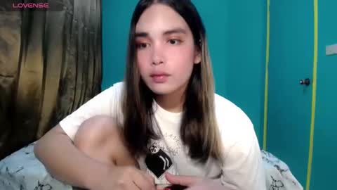 sexy_jasmin08 online show from 06/05/26, 09:09