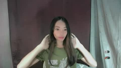 Snapshot of sexy_jeann chatting on 11/23/25, 11:15 Shane online show from 11/23/25, 11:15