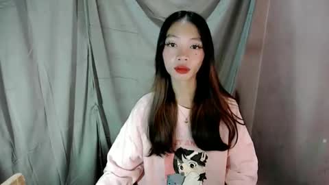 Snapshot of sexy_jeann chatting on 12/03/25, 01:57 Shane online show from 12/03/25, 01:57