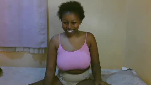 Snapshot of sexy_latasha chatting on 05/01/26, 03:55 sexy_latasha online show from 05/01/26, 03:55