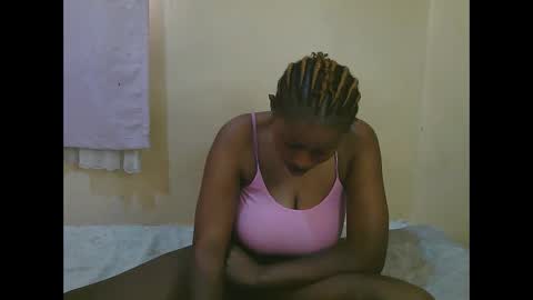 Snapshot of sexy_latasha chatting on 05/16/26, 10:36 sexy_latasha online show from 05/16/26, 10:36