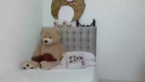 Celeste online show from 09/19/25, 01:29