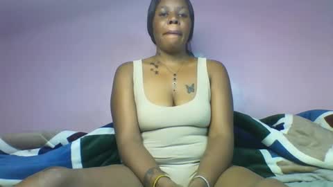 Snapshot of sexy_lisa_maya_ chatting on 03/28/26, 02:11 LISA online show from 03/28/26, 02:11