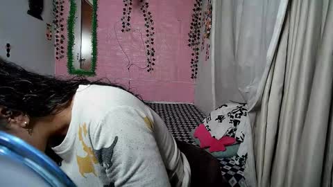 sexy lolas online show from 10/28/25, 02:15