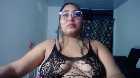 SIRENA LOVE online show from 11/27/25, 06:04