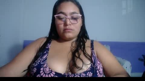 Snapshot of sexy_love_15 chatting on 05/22/26, 06:09 SIRENA LOVE online show from 05/22/26, 06:09
