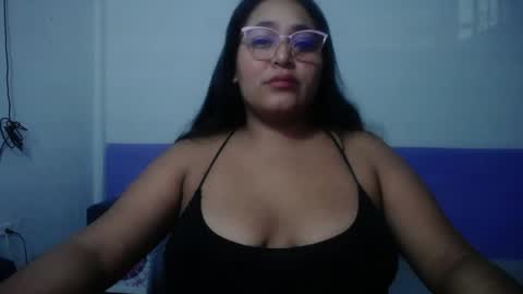 Snapshot of sexy_love_15 chatting on 06/08/26, 05:52 SIRENA LOVE online show from 06/08/26, 05:52