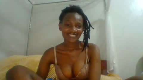 sexy_lucy012 online show from 02/01/25, 08:37