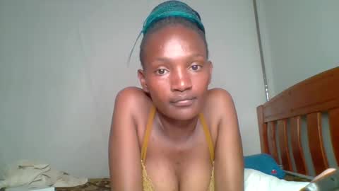 sexy_lucy012 online show from 02/27/25, 09:47