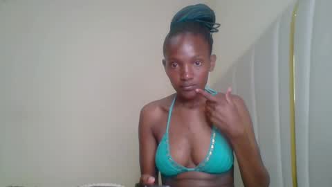 sexy_lucy012 online show from 03/06/25, 04:49