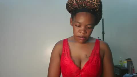 sexy_lyna online show from 12/14/25, 11:26