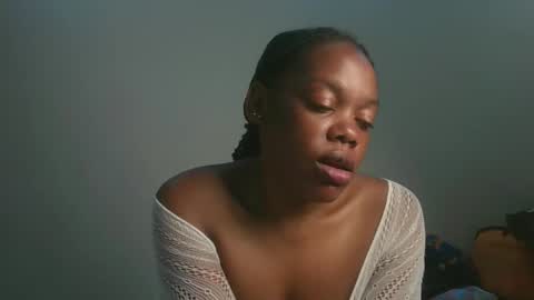 sexy_lyna online show from 01/07/26, 05:32