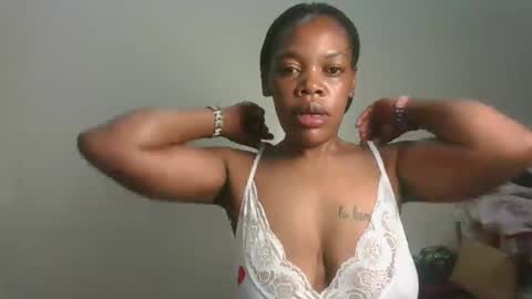 sexy_lyna online show from 01/12/26, 07:13