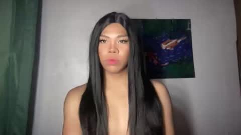 Snapshot of sexy_maevemorexxx chatting on 05/17/26, 01:47 Nicole online show from 05/17/26, 01:47